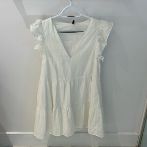 White H&M flutter sleeve dress 🤍